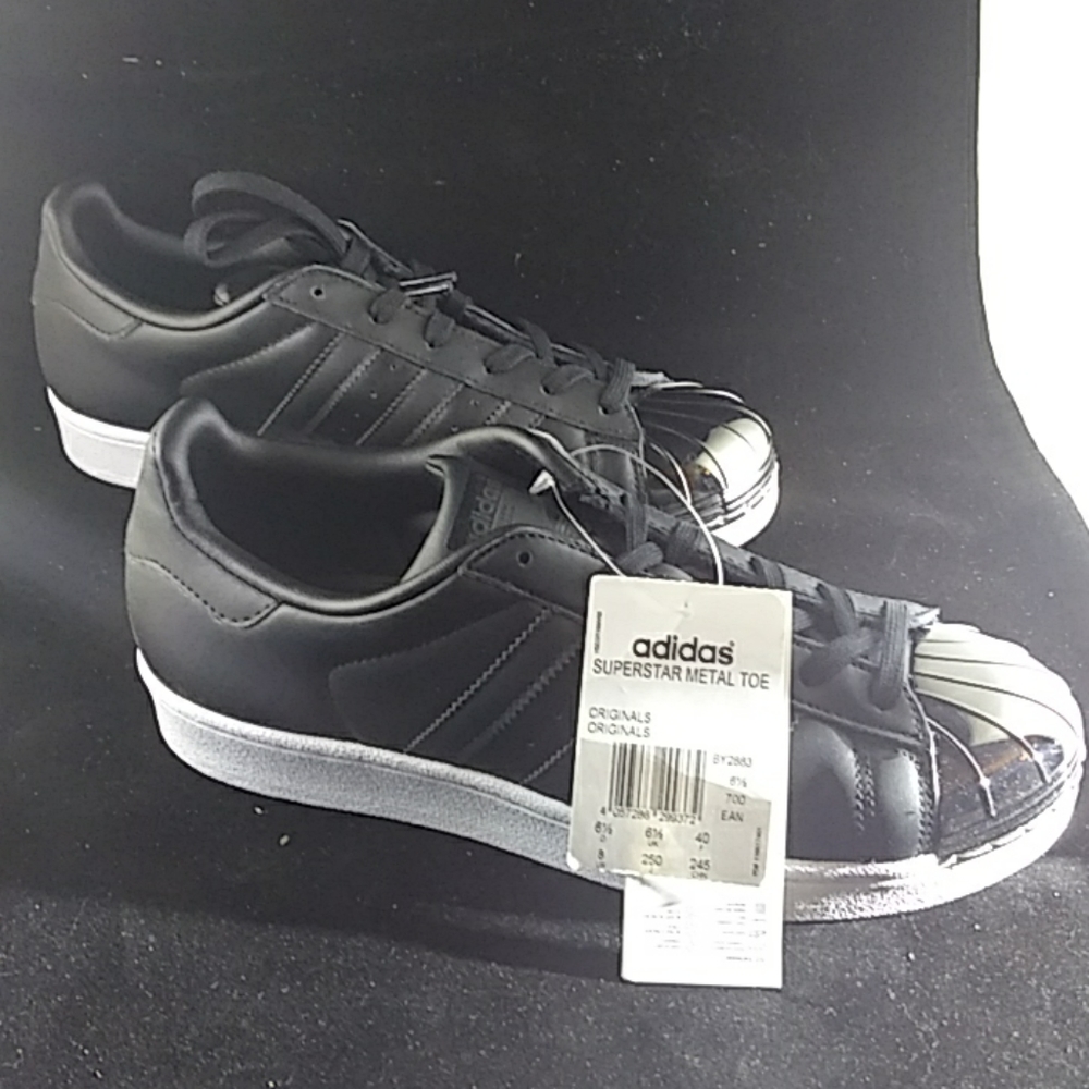 Women's Adidas Sneakers